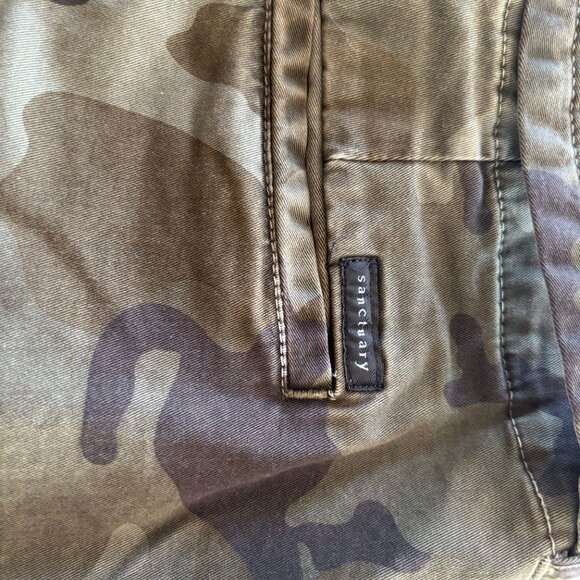 Santuary Camo/Army/Camouflage Denim Skirt with Tieable Belt, Size 29 - Picture 5 of 9